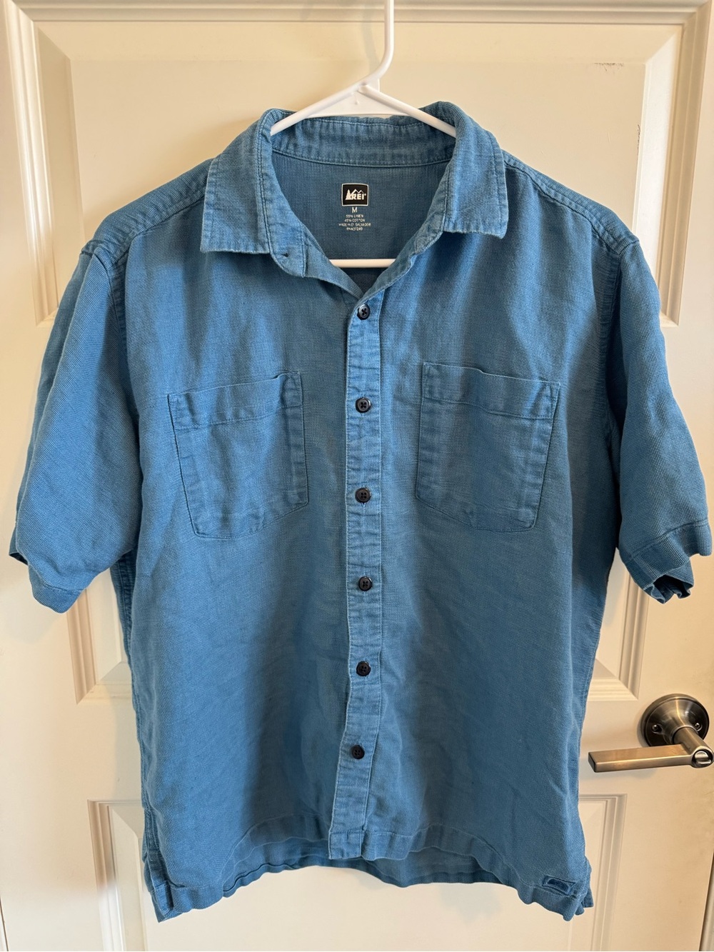 REI Linen/Cotton Blend Button Down Men’s Casual Shirt